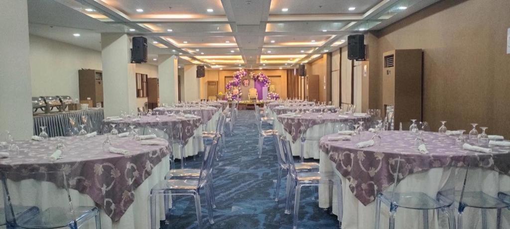 Diversion 21 Hotel Iloilo City Exterior photo